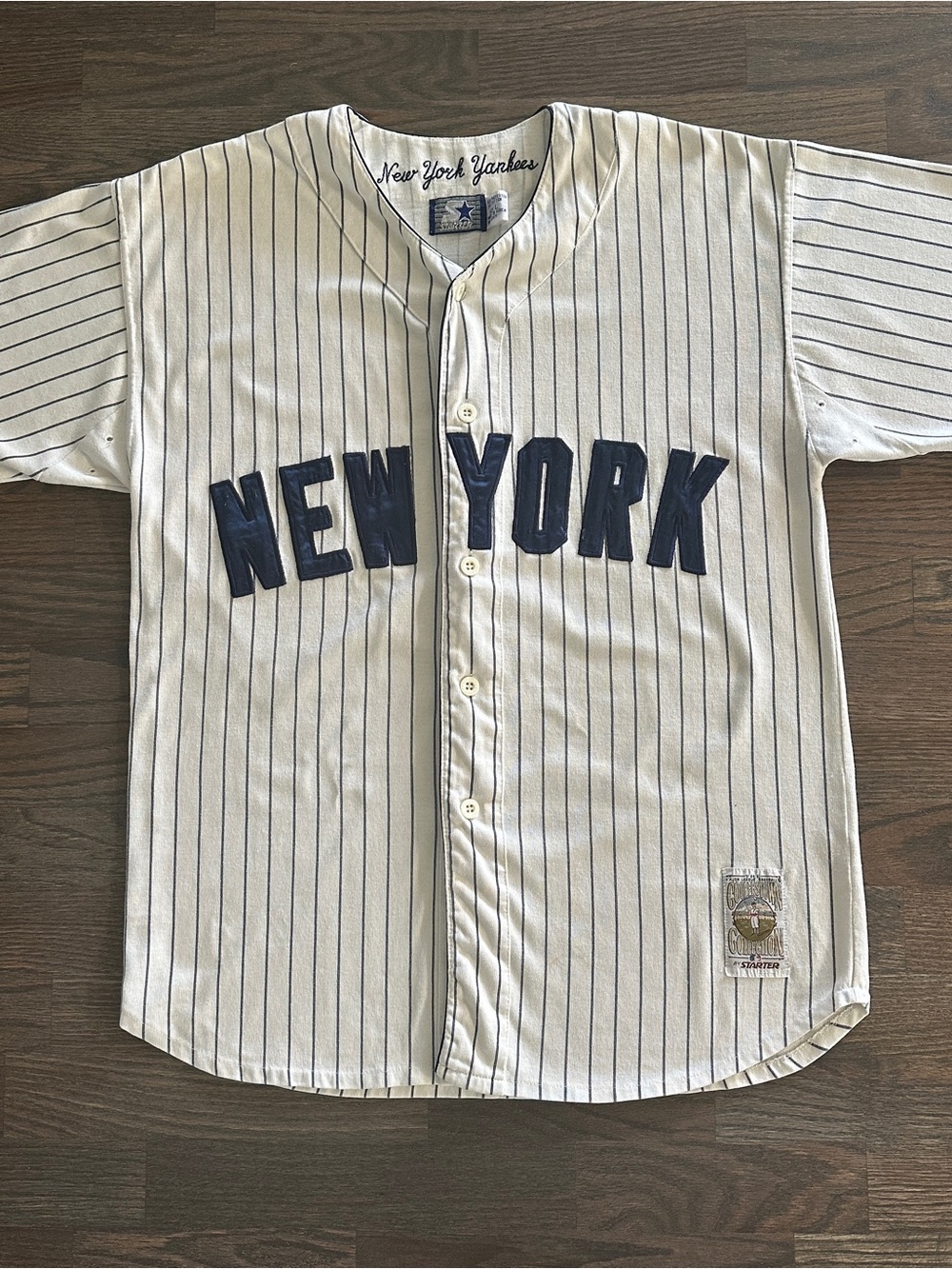 Vintage STARTER White Pinstripe "NY YankeesYouth BB Jersey with Navy Letters L